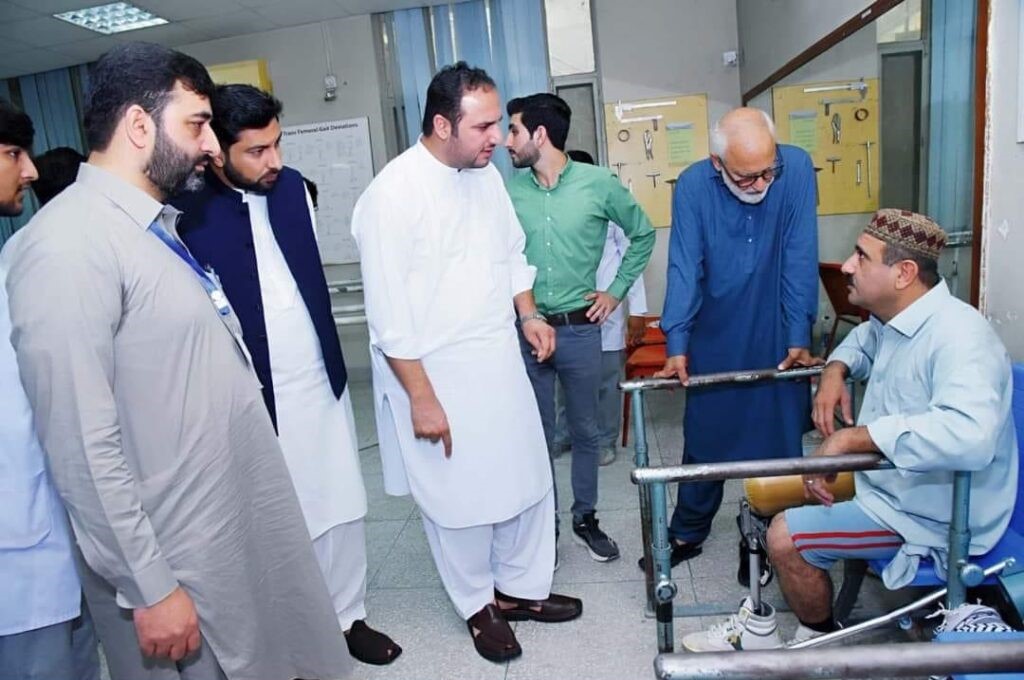 MPA Khyber Pakhtunkhwa and Chairman DDAC Peshawar, Sher Ali Afridi, Visits PIPOS Peshawar
